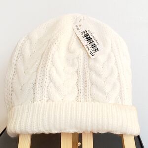 Kid's NWT Soft Stretch Cable Knit Winter Beanie